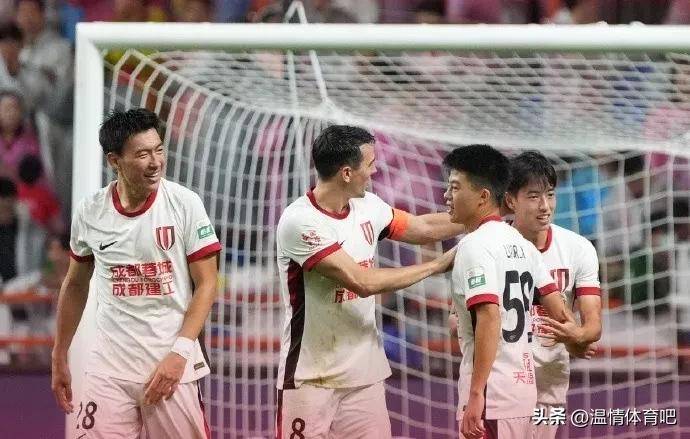 成都蓉城发布备战花絮；清晨扳平良机；意甲任务艰巨；纪律约束更严格的简单介绍